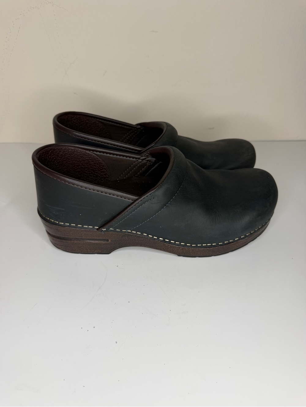 Dansko Shoes Clogs Women Size 41 US 10 Black Leather Slip On Comfort Walking